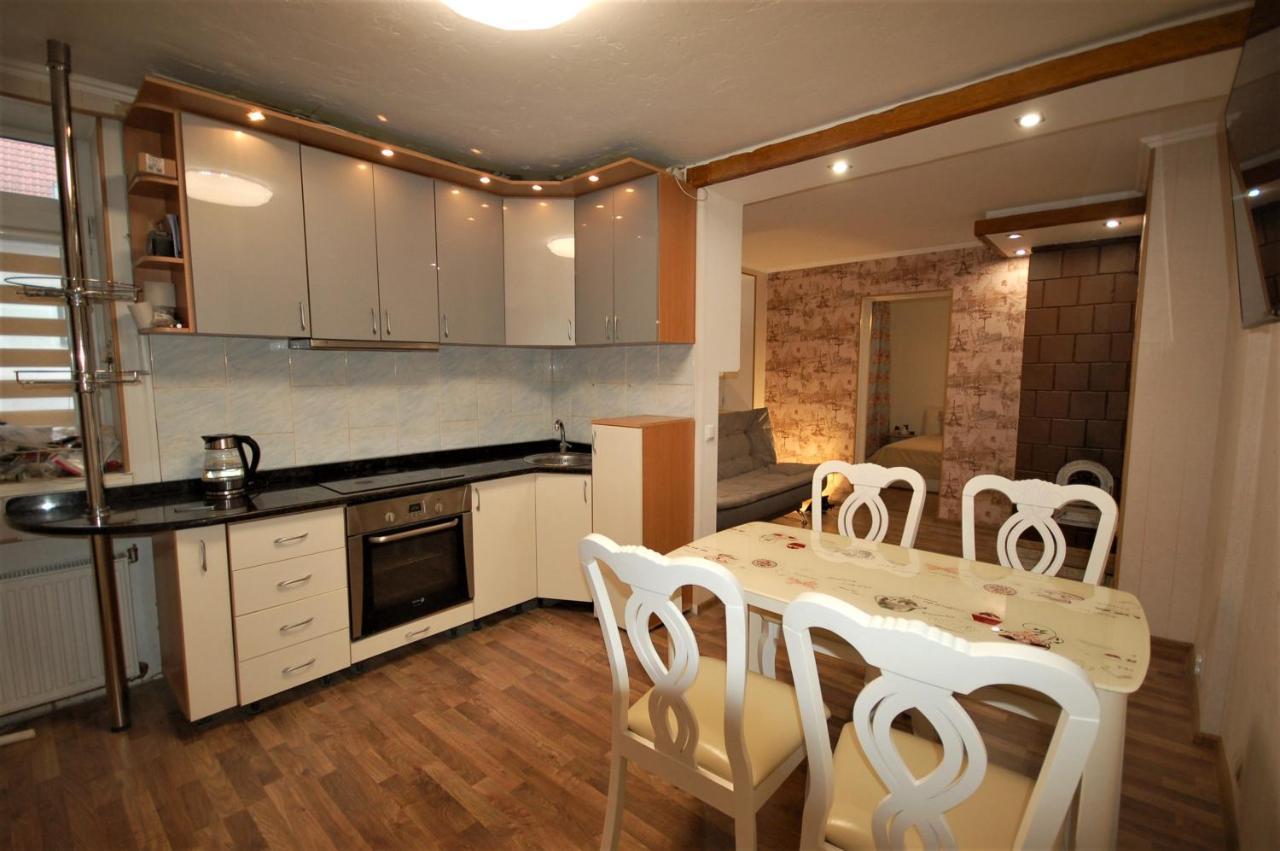 Ludvika Elegance Apartment Liepaja Bagian luar foto