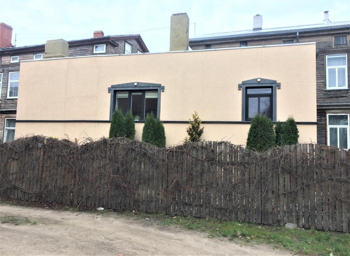Ludvika Elegance Apartment Liepaja Bagian luar foto